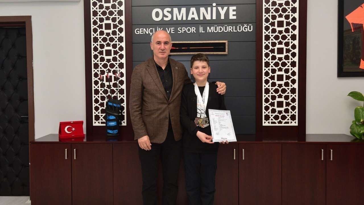 Osmaniye’nin Gururu Yusuf Özay Türkiye Rekoruyla Şampiyon! (5)