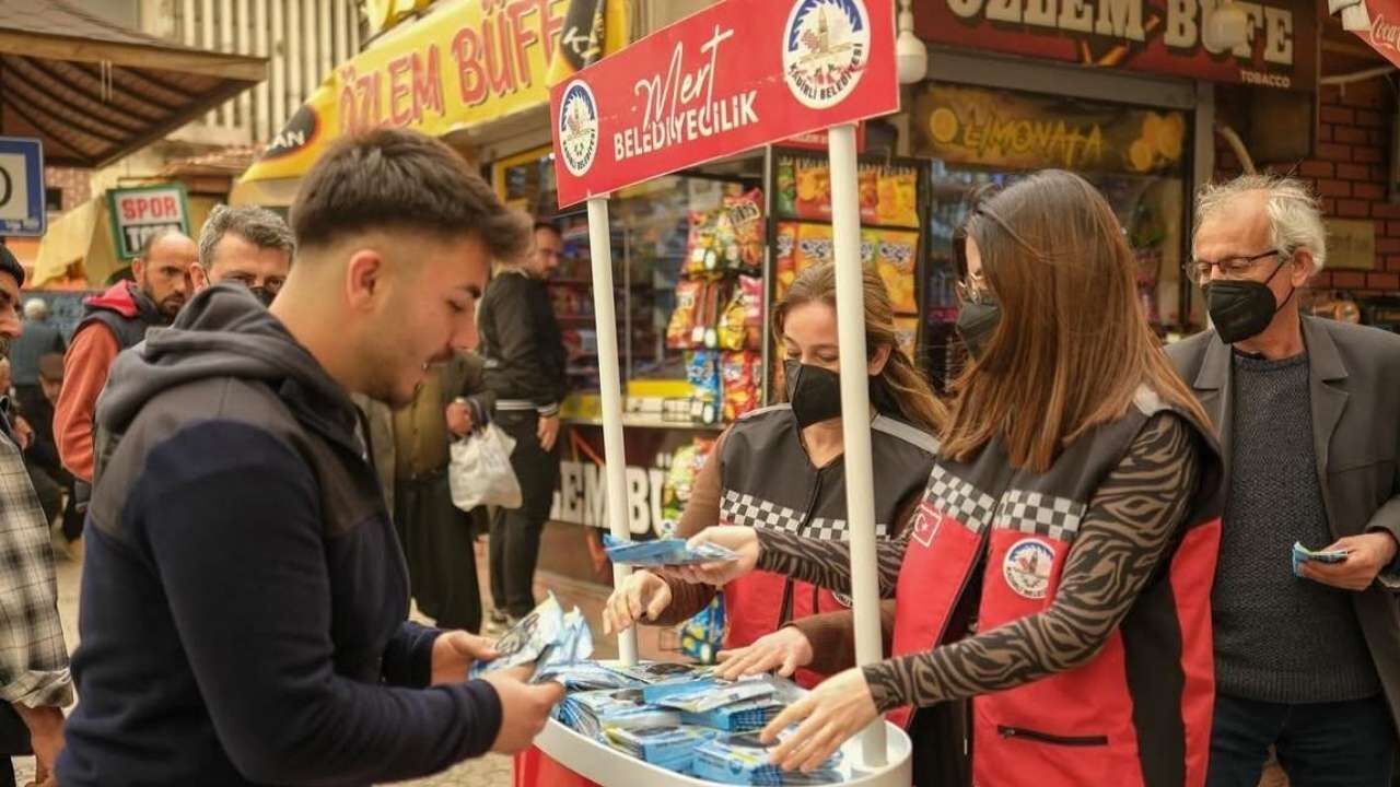 Osmaniye’nin O İlçesinde Maske Seferberliği Gökyüzü Tozla Kaplandı! (1)