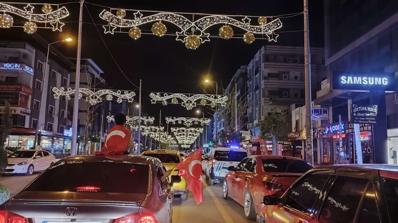 Türkiye'nin Dünya Kupası Gururu Osmaniye'de Coşkuyla Kutlandı (2)