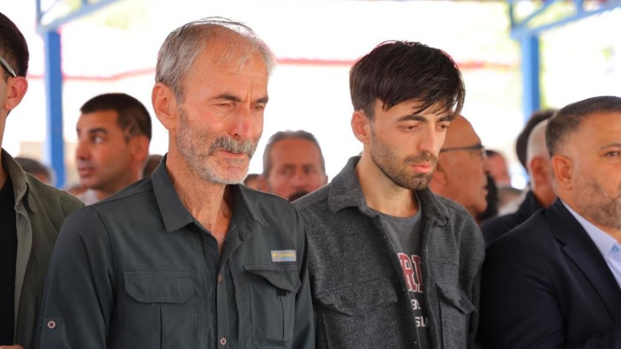 Antalya'daki Vahşetin Kurbanı Kübra Yapıcı, Memleketi Kahramanmaraş'ta Defnedildi (2)