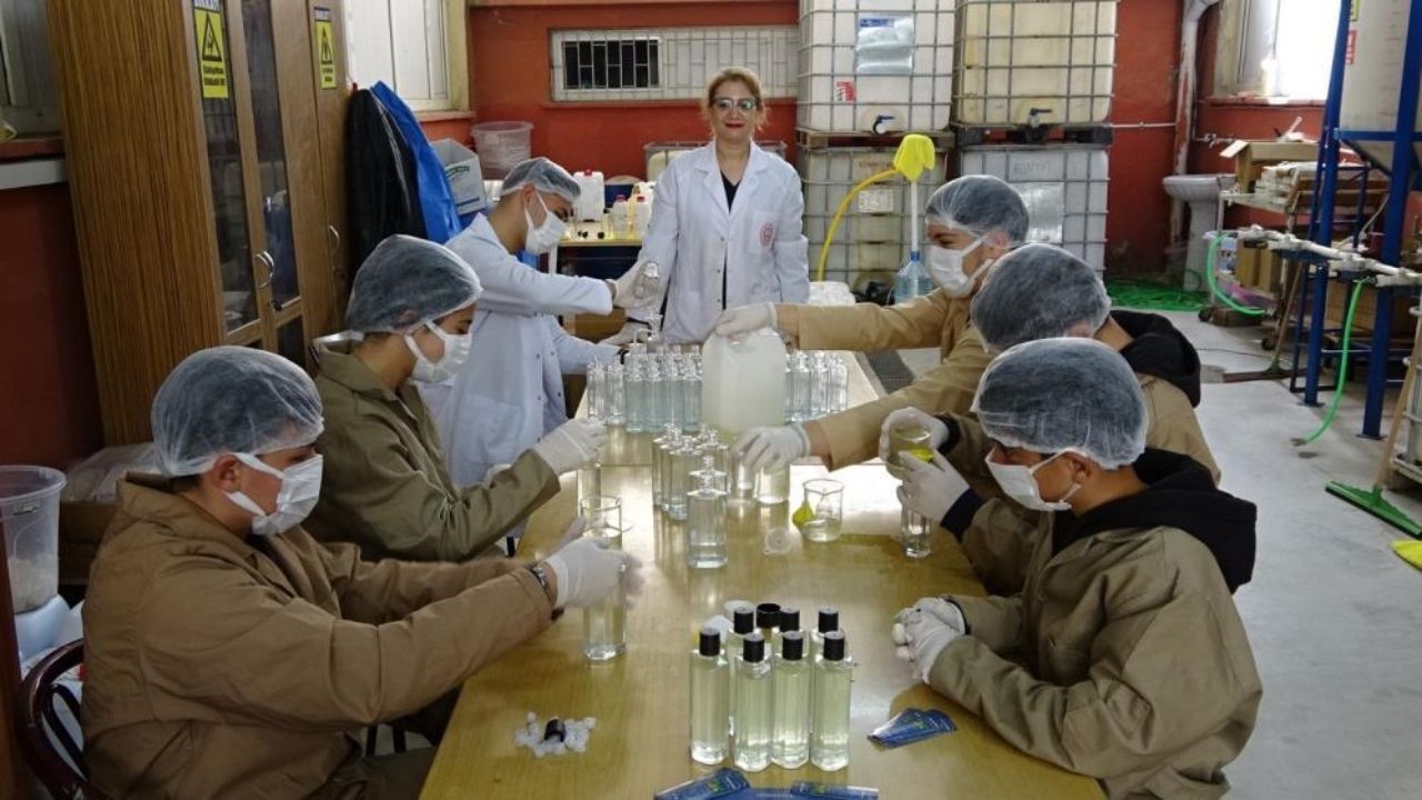Bahçe’nin Girişimci Öğrencileri Okul Değil Sanki Fabrika! (2)