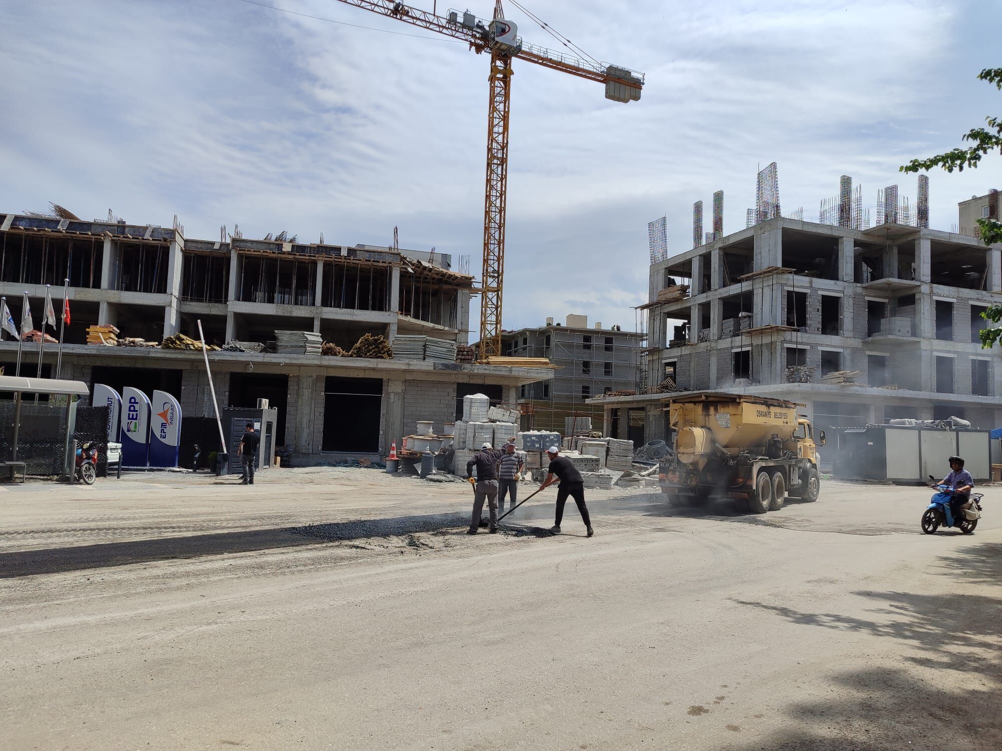 Esenevler Mahallesi'ndeki Yol Çalışmalarında Sona Gelindi4