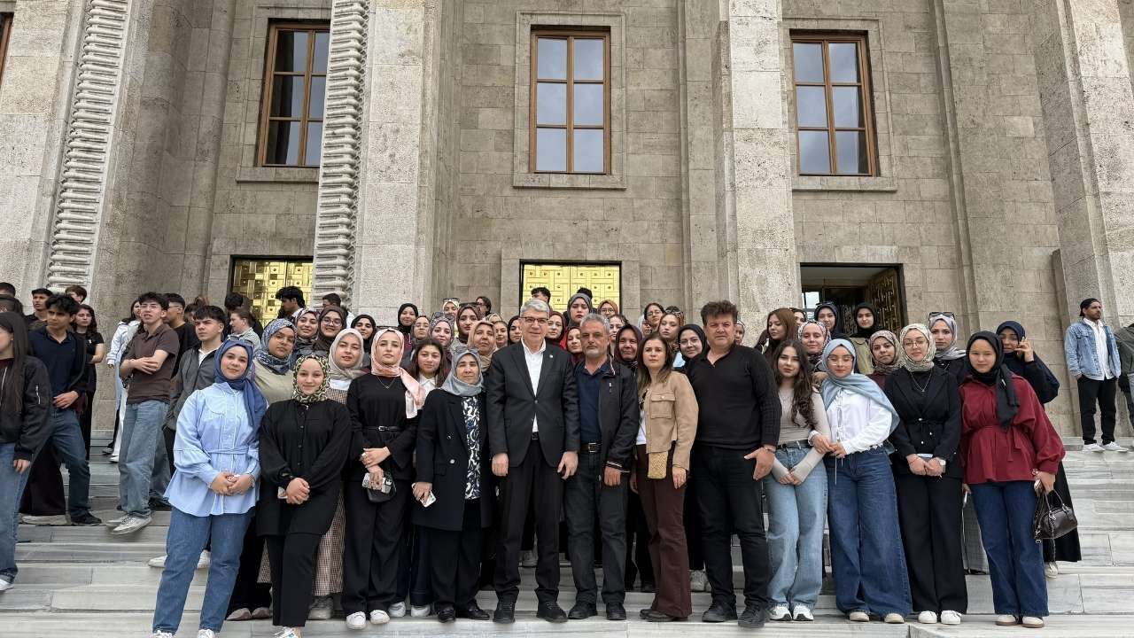 Gülsoy, Osmaniyeli Öğrencileri Tbmm'de Ağırladı (1)