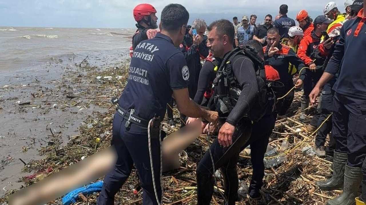 Hatay’da Sel Sularına Kapılan 19 Yaşındaki Gencin Cansız Bedenine Ulaşıldı (1)