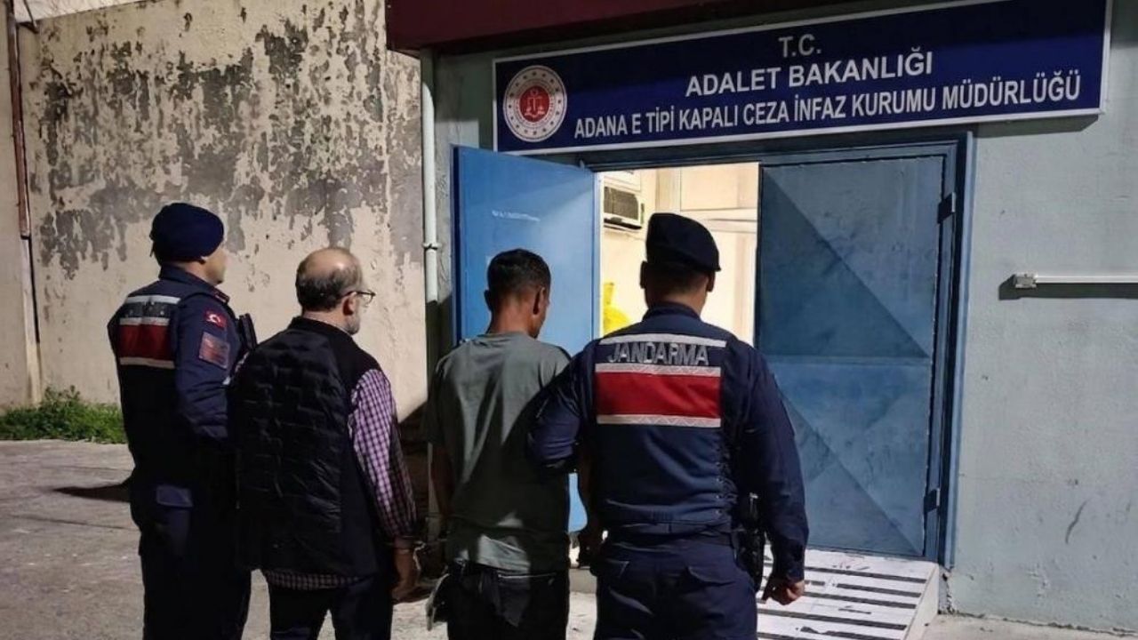 Kendini Polis Olarak Tanıtan Dolandırıcılar 10 Milyon Tl'lik Altın Çaldı!