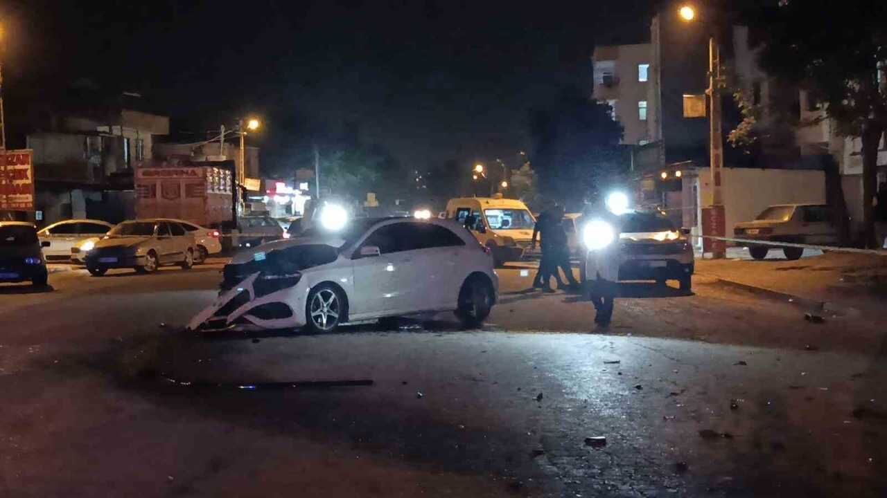 Kozan’da Zincirleme Trafik Kazası 1 Ölü, 4 Yaralı! Firari Sürücü Aranıyor (2)