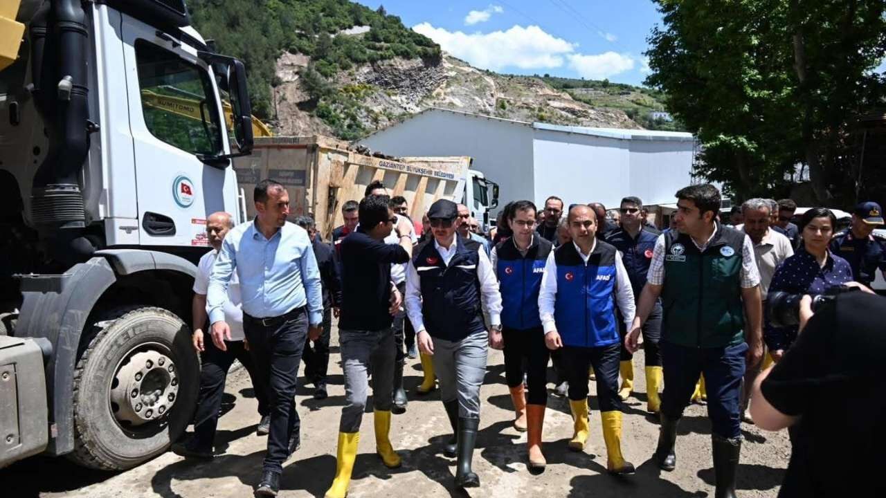 Osmaniye Bahçe’de Sel Sonrası Son Durum Ne Vali Serdengeçti Açıkladı! (1)