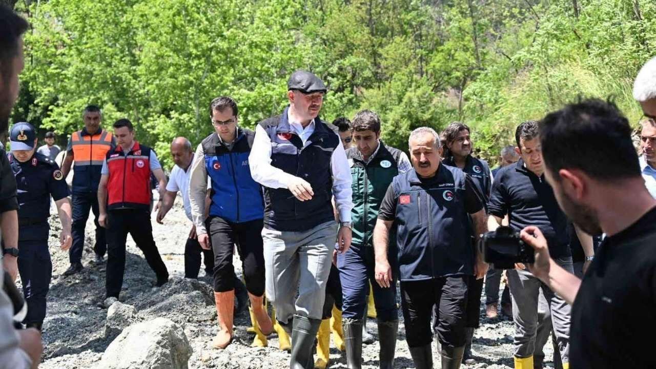 Osmaniye Bahçe’de Sel Sonrası Son Durum Ne Vali Serdengeçti Açıkladı! (4)