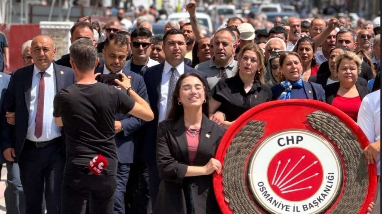 Osmaniye Chp Çarşı Merkezinde Yürüdü (3)
