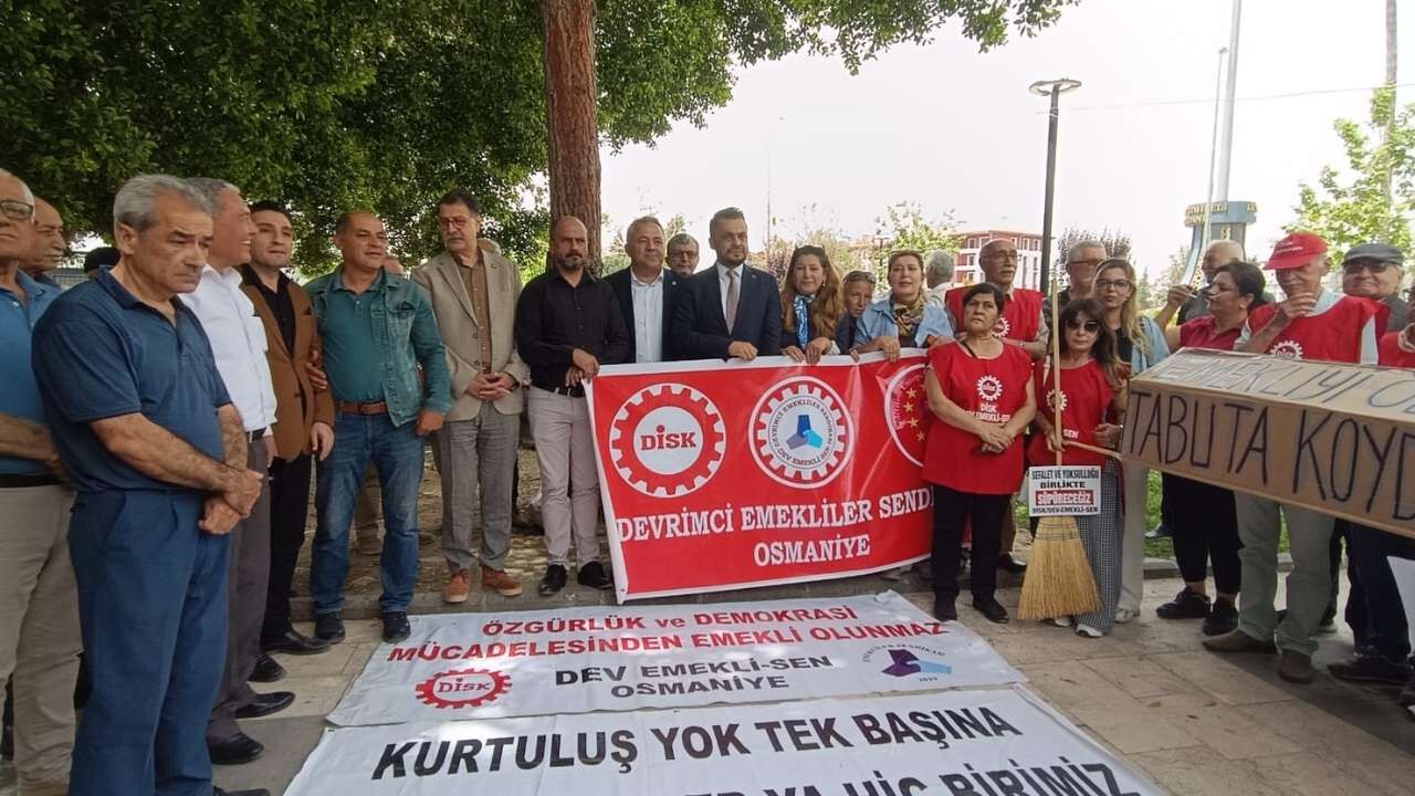 Osmaniye Emekli Sen Basın Açıklaması (1)