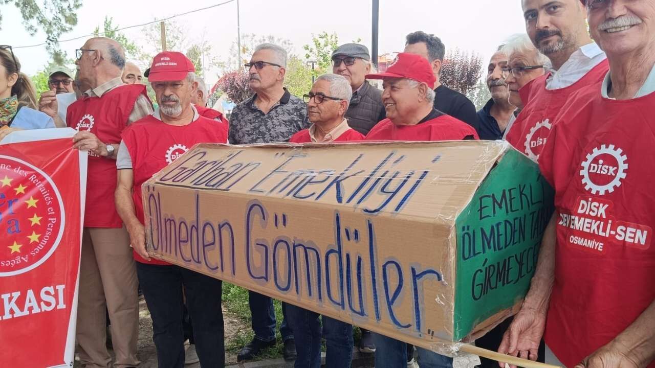 Osmaniye Emekli Sen Basın Açıklaması (3)