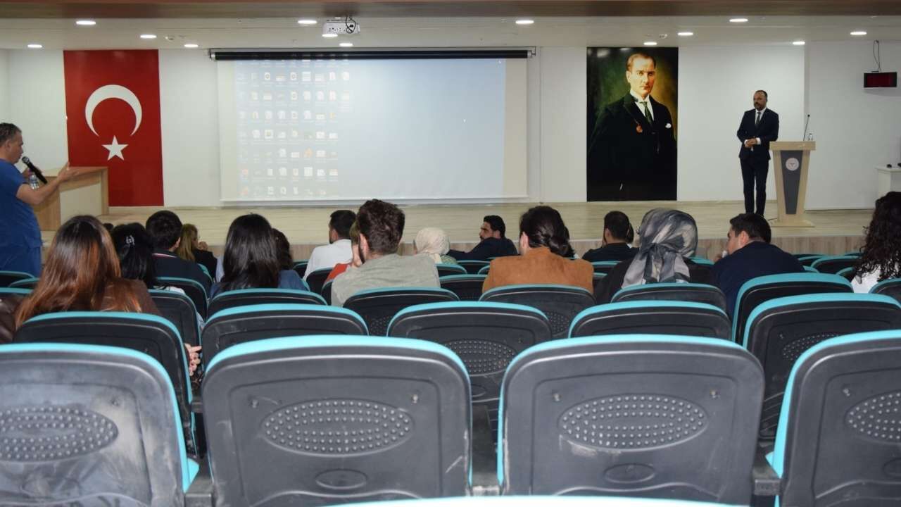 Osmaniye Hastanesindeki Toplantıda O Detay Öne Çıktı