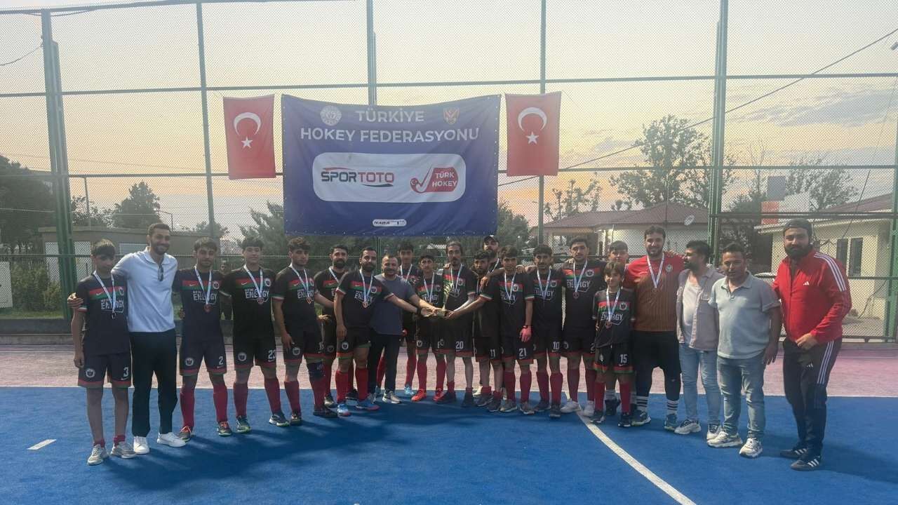 Osmaniye Hokey 1.Lig Şampiyonu Ego Spor (1)