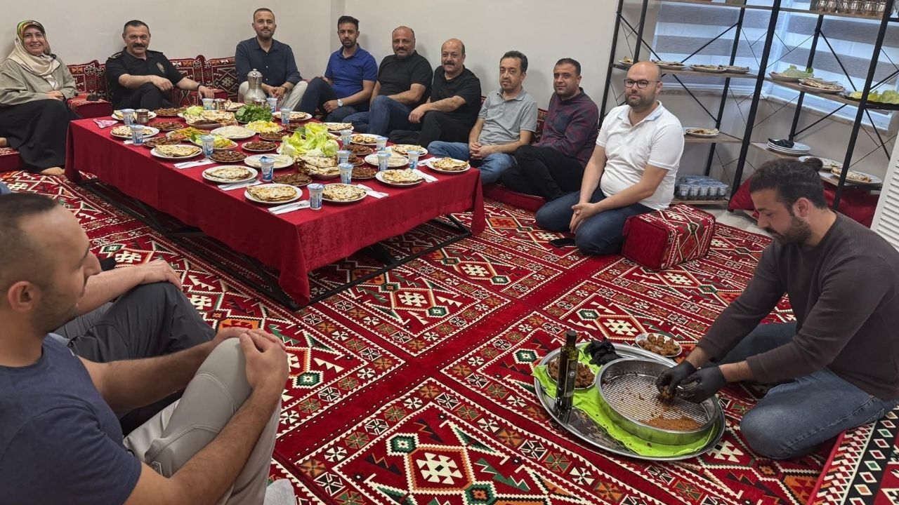 Osmaniye Polis Evi’nde Şark Köşesi Açılışı Birlik Ve Beraberliğimiz Güçlenecek (1)