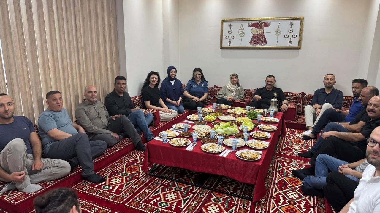 Osmaniye Polis Evi’nde Şark Köşesi Açılışı Birlik Ve Beraberliğimiz Güçlenecek (2)