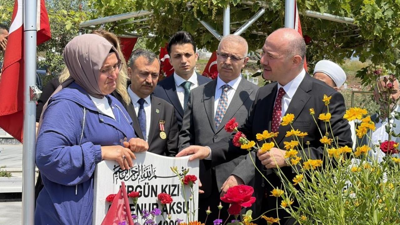 Osmaniye’de Arefe Günü Dualar Şehitler İçin Edildi (1)
