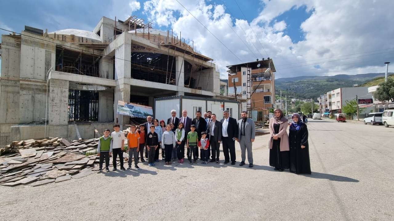 Osmaniye’de İbadethaneler Yükseliyor (3)