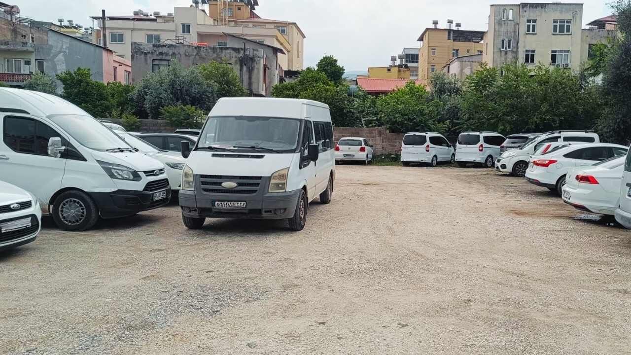 Osmaniye'de Neden Beyaz Otomobil (4)