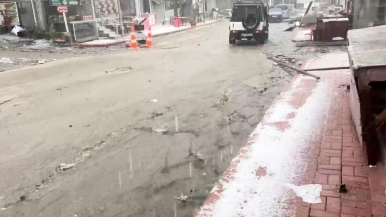 Osmaniye’de Şiddetli Sağanak! Zorkun Yaylası’na Dolu Yağdı! (2)