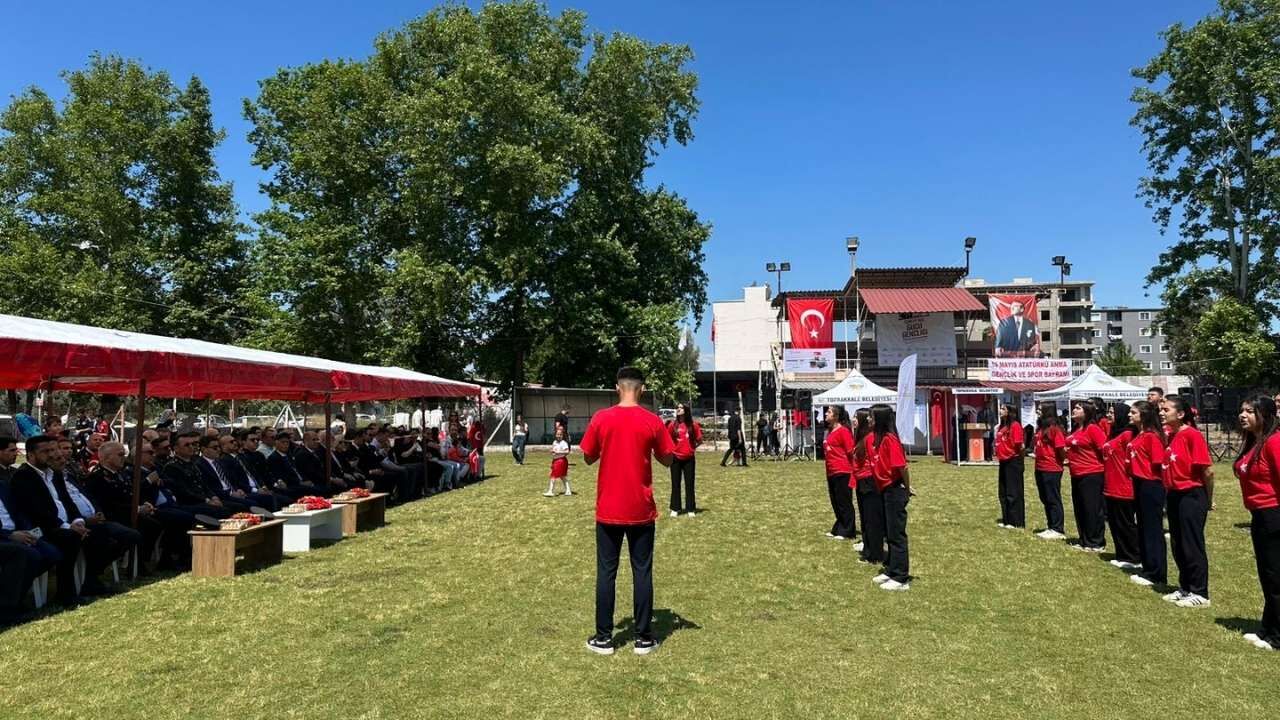 Toprakkale 19 Mayıs Kutlamalarında Spor Vurgusu! (4)