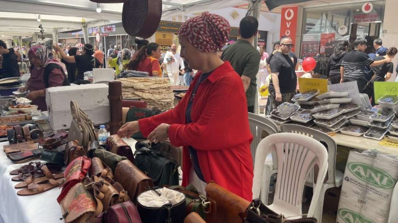 Türkiye’de İlk! Osmaniye’deki Bu Lezzet İçin Sıraya Girdiler (2)