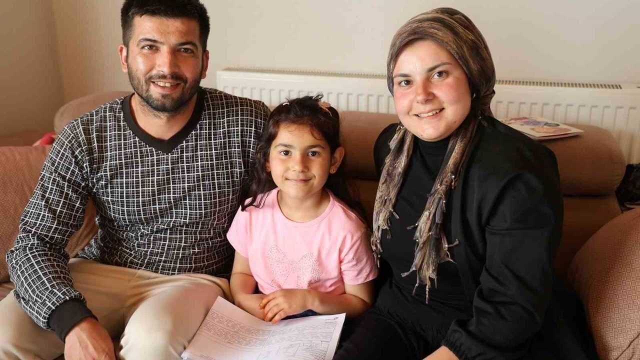 Feke Ilçesinde Öğrenciler Karne Gününde Neden Mağduriyet Yaşadı (1)