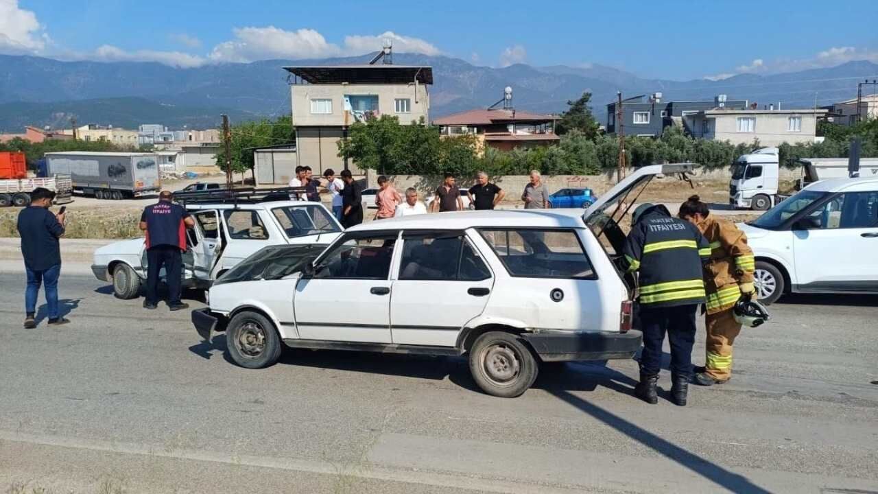 Hassa'da Korkutan Trafik Kazası (2)