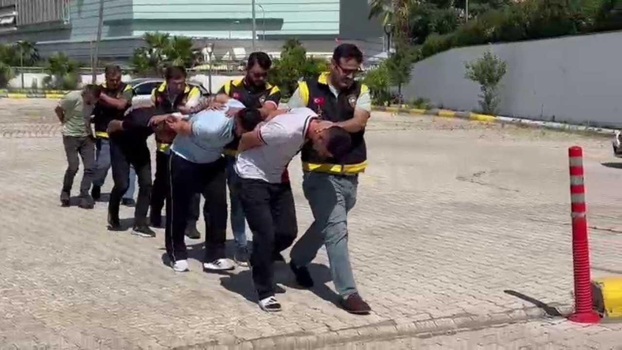 İskenderun’da Hırsızlık Şüphelileri Tutuklandı (1)