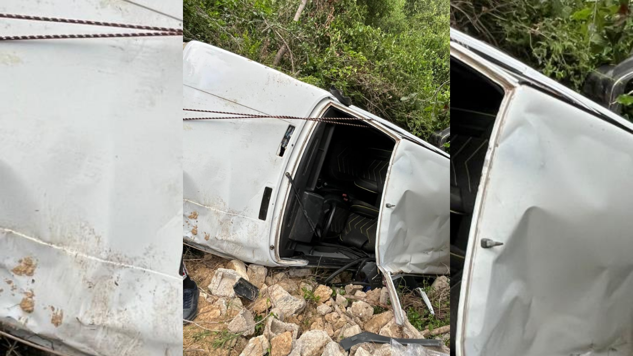 Kadirli'de Otomobil Uçuruma Yuvarlandı 1 Yaralı (2)