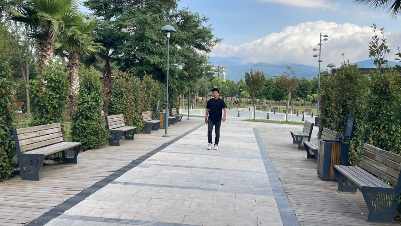 Kgys'de Akılalmaz Hata Aranan Şahsın Yerine Kendi Fotoğrafını Gördü!