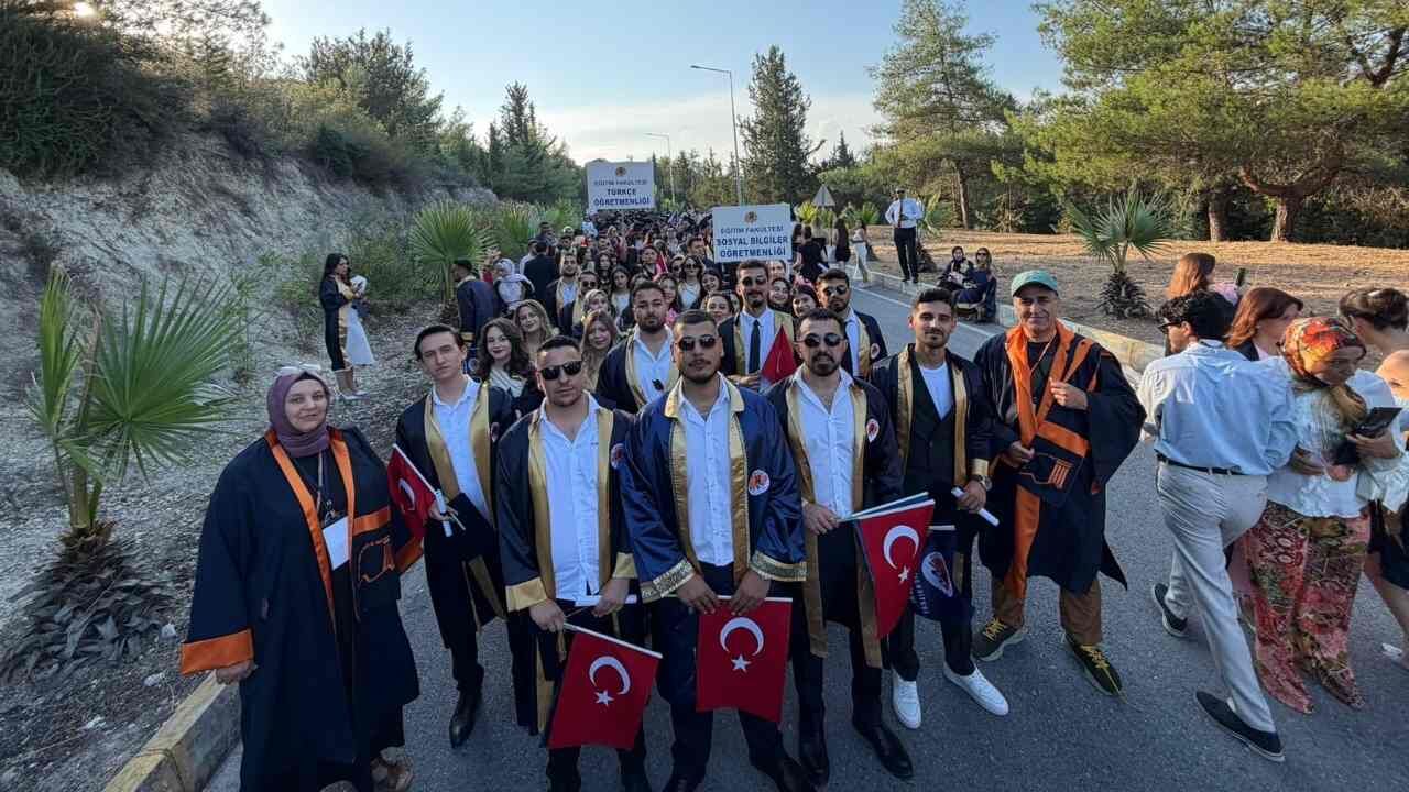 Mersin Üniversitesi 2026 Mezuniyet Töreni (9)