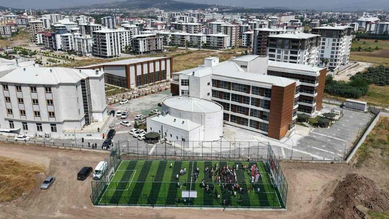 Osmaniye Belediyesinden Karne Gününde Öğrencilere Büyük Sürpriz (6)