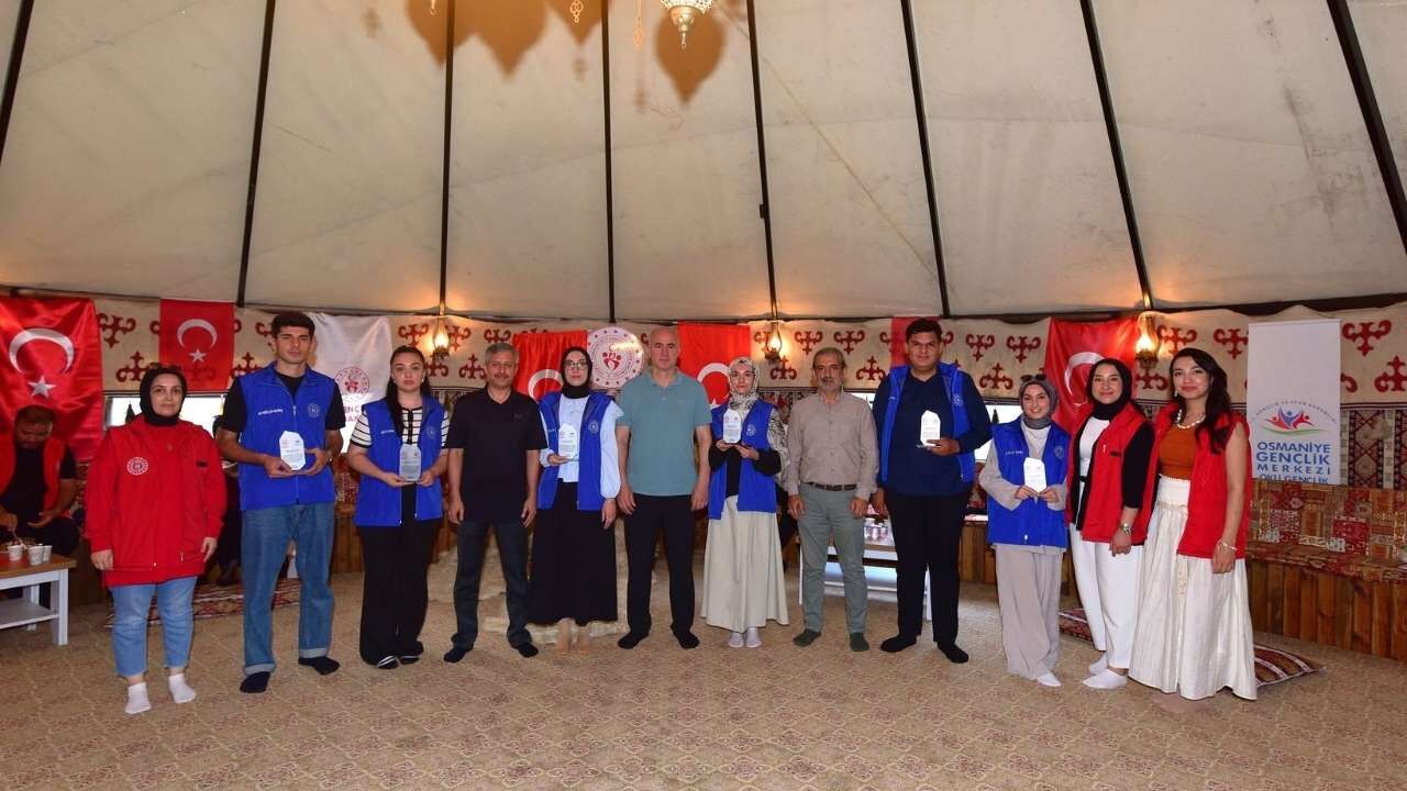 Osmaniye'de Gönüllü Gençlik Liderlerine Anlamlı Veda (3)