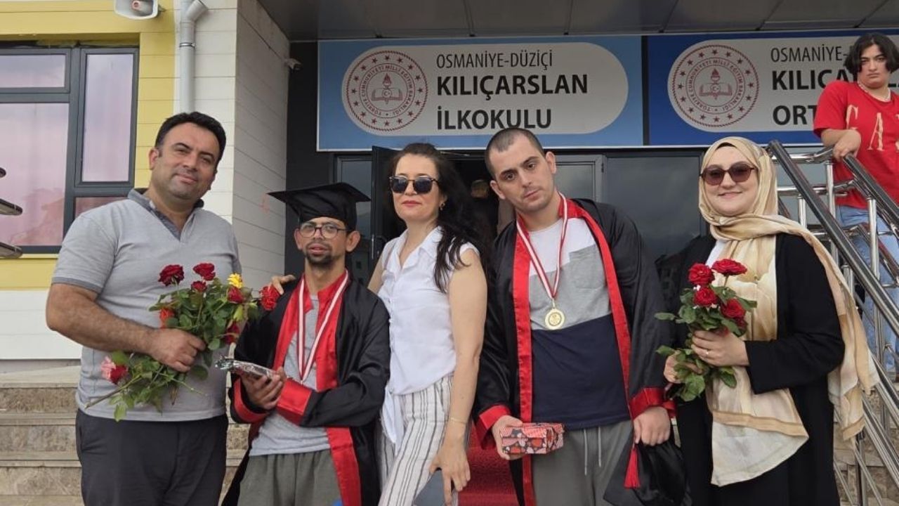 Osmaniye'de Özel Öğrencilerin Mezuniyet Sevinci (2)