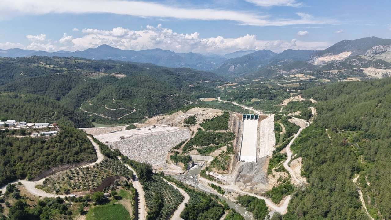 Osmaniyeli Çiftçiye Yılda 207 Milyon Lira Kazandıracak Projede Sona Doğru! (2)