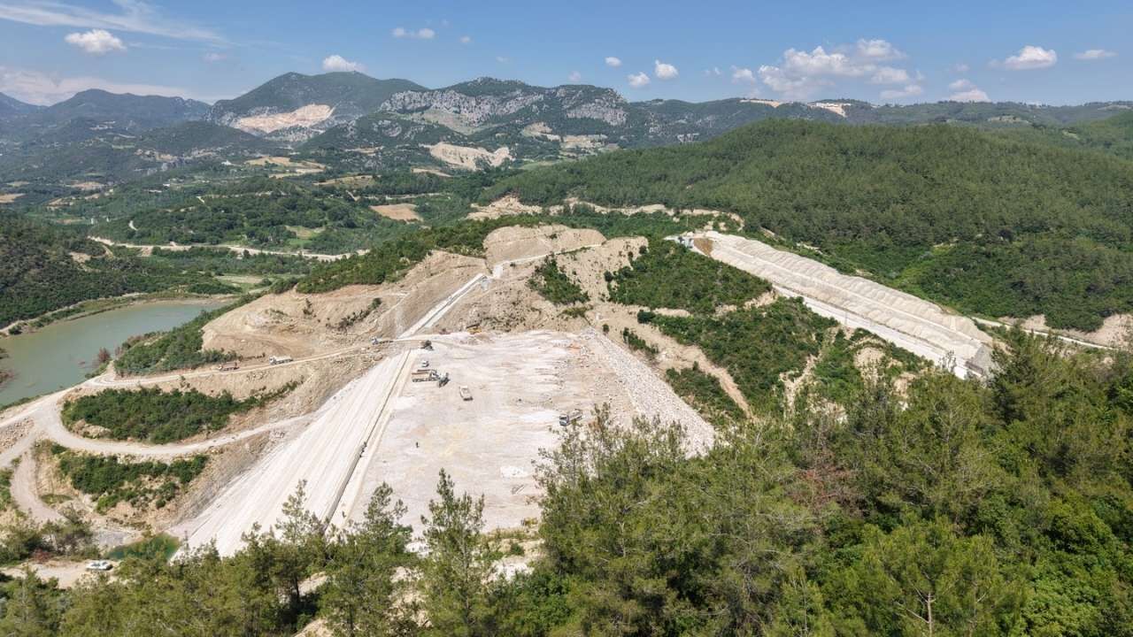 Osmaniyeli Çiftçiye Yılda 207 Milyon Lira Kazandıracak Projede Sona Doğru! (3)