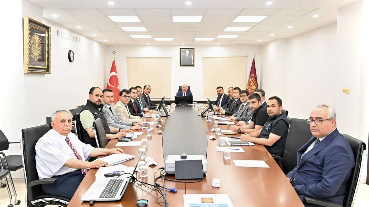 Osmaniye'nin Köylerinde Ulaşım Ve Su Çilesi Bitiyor (1)