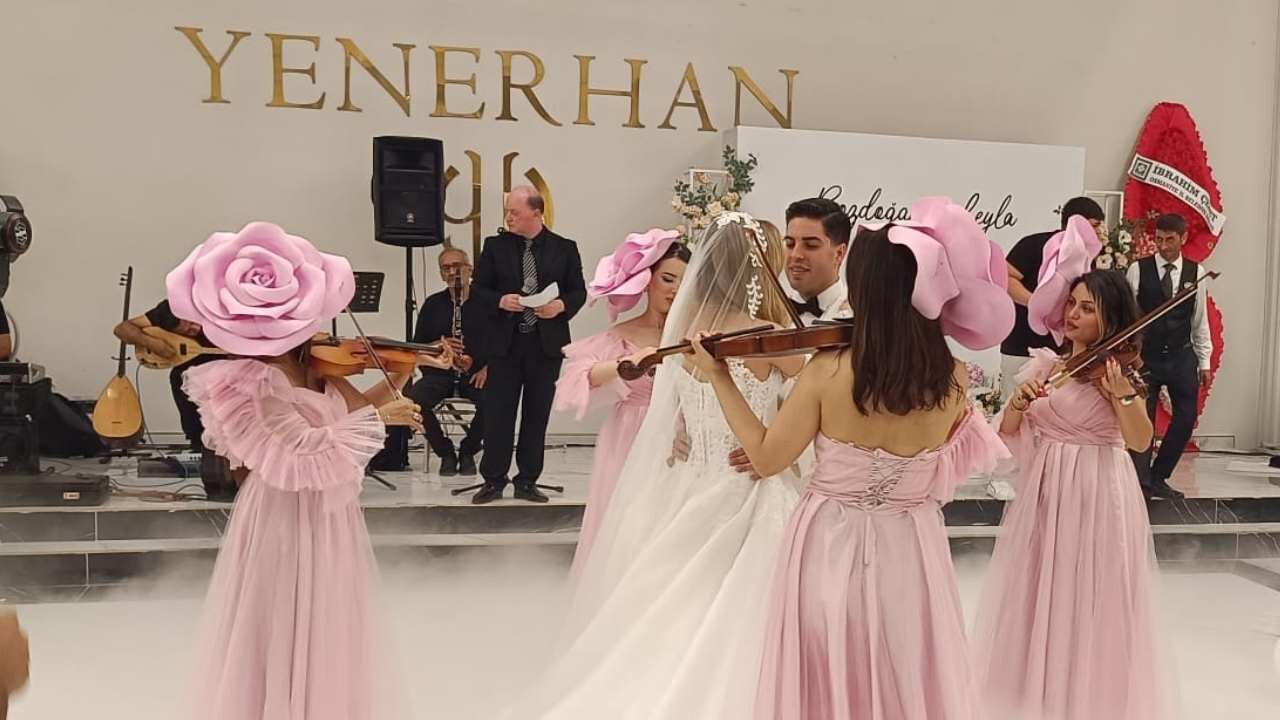 Osmaniye'ye Azerbaycan'dan Gelin Geldi (2)
