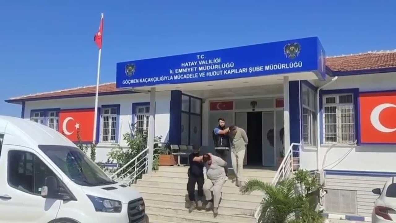 Taksiyle Göçmen Kaçıran İnsan Tacirleri Yakalandı (2)-1