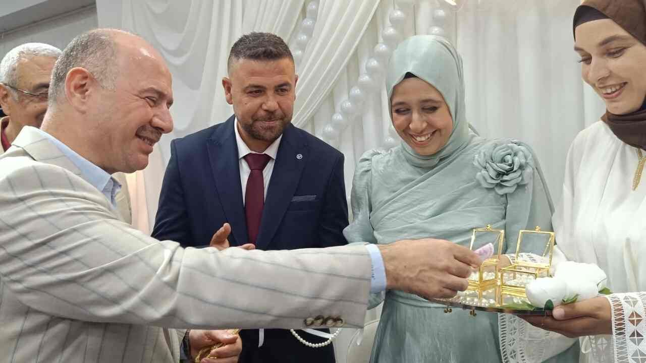 Vali Serdengeçti Osmaniye’deki İlk Nişan Kurdelesini Kesti (3)