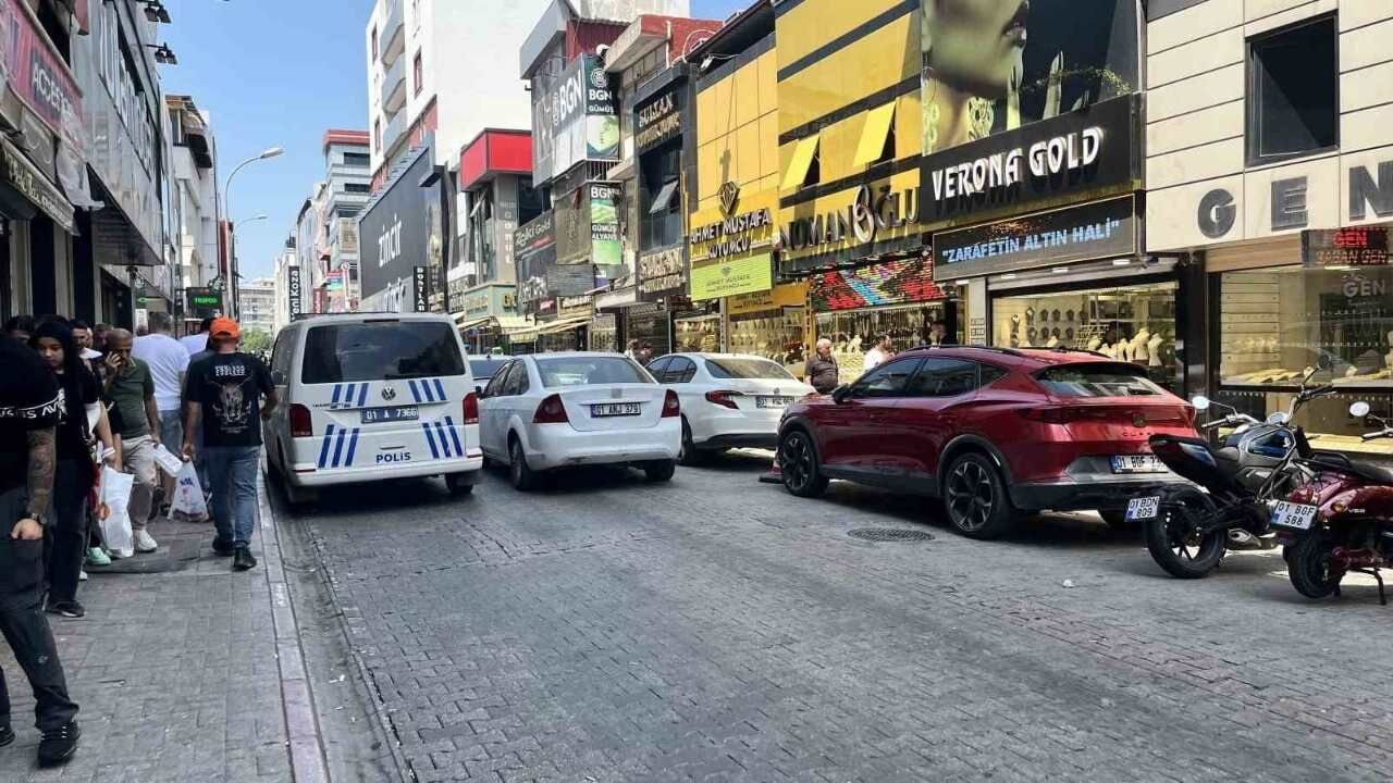 Adana Caddeleri Açık Otoparka Döndü (2)