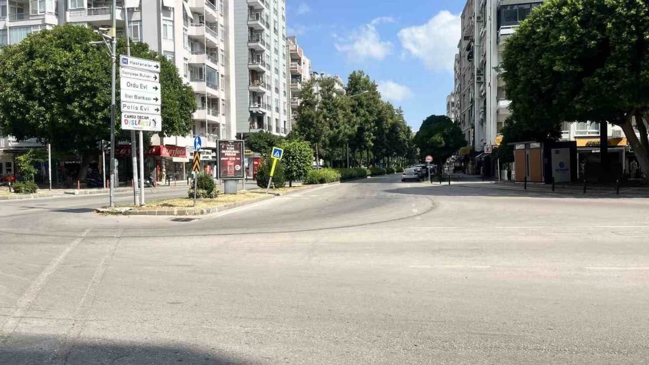 Adana'da Hava Sıcaklığı Kaç Dereceyi Buldu (2)