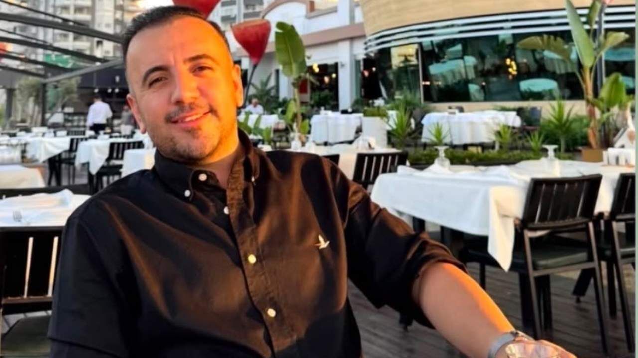 Adana'daki Dondurma Cinayetinde Dikkat Çeken Görüntüler! Olay Öncesi Telefona El Salladı (1)