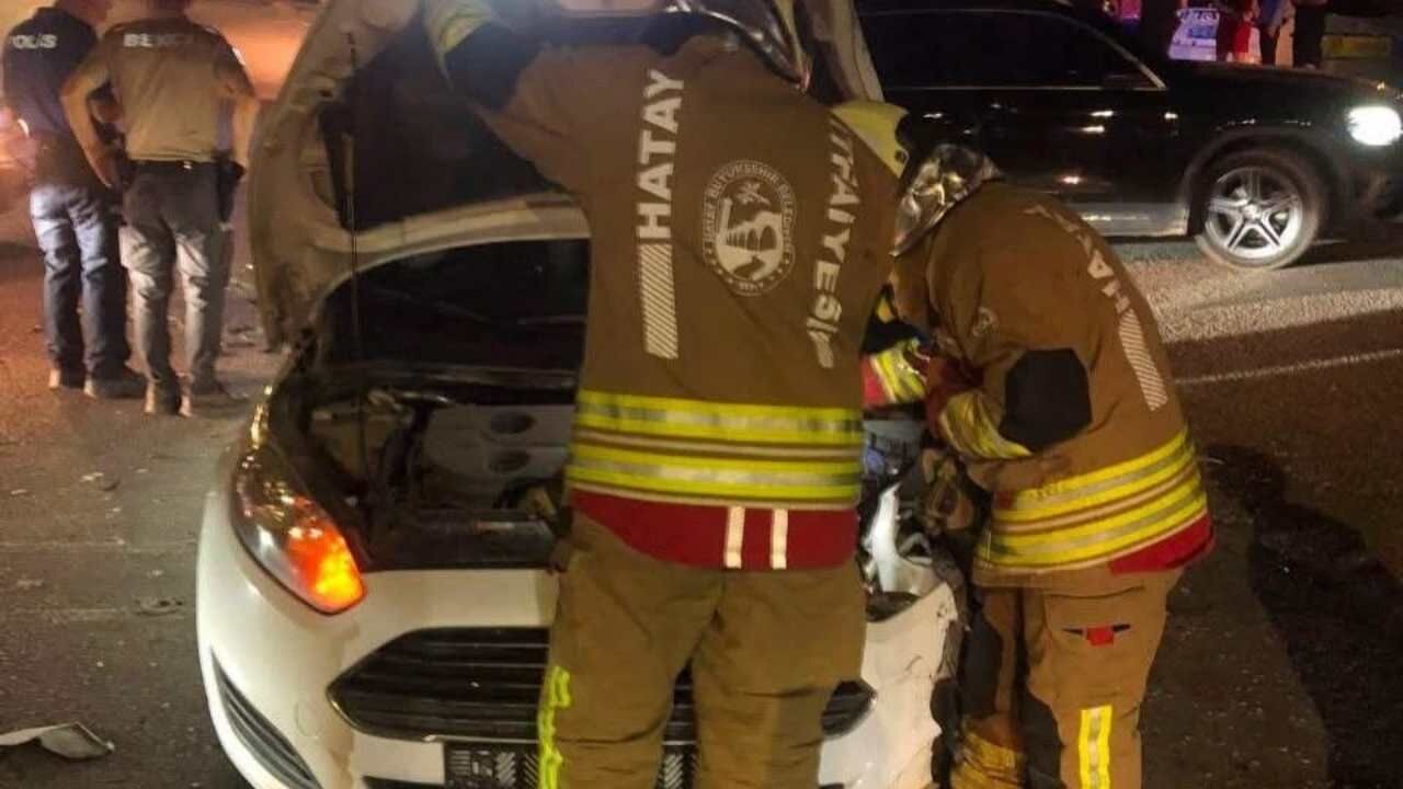 Arsuz Ilçesindeki Trafik Kazası Meydana Geldi (2)