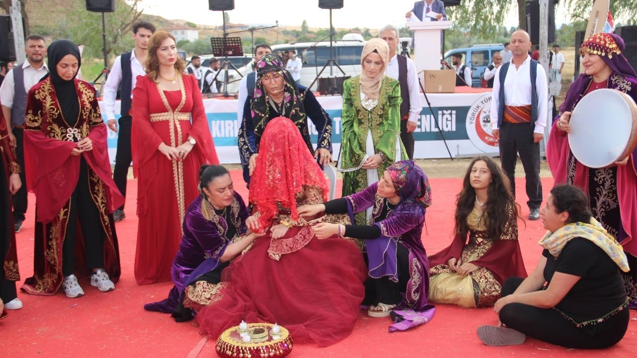 Bin Yıllık Hafıza Kırıkkale'de Canlandı! Türk Dünyası Bir Araya Geldi (1)