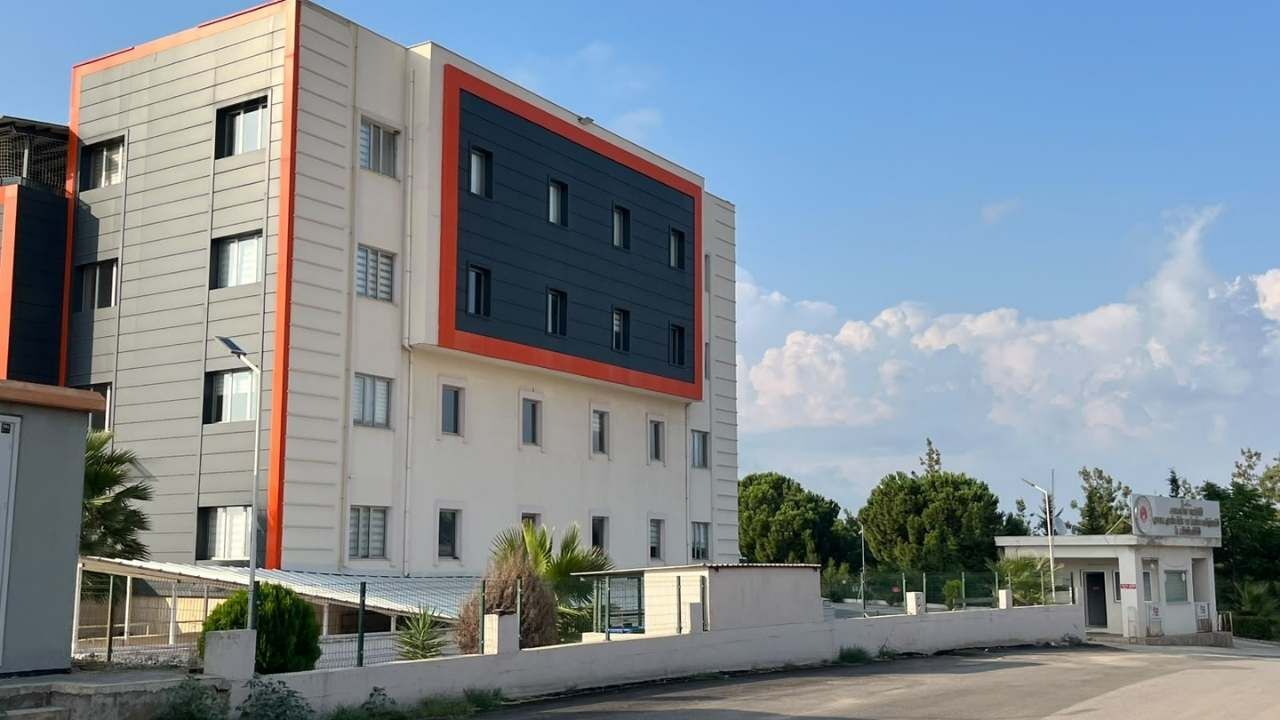 Çevreye Dair En İronik Karelerden Biri Osmaniye’de Objektife Yansıdı (2)