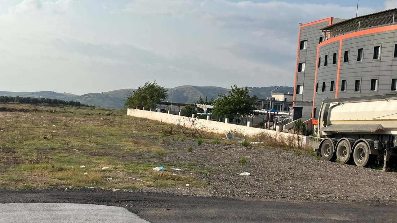 Çevreye Dair En İronik Karelerden Biri Osmaniye’de Objektife Yansıdı (3)