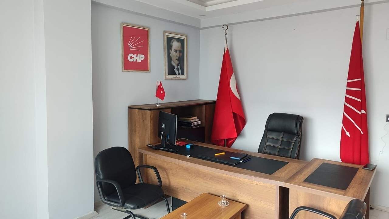 Chp Osmaniye İl Teşkilatı Hizmet Binası Yenilendi (2)