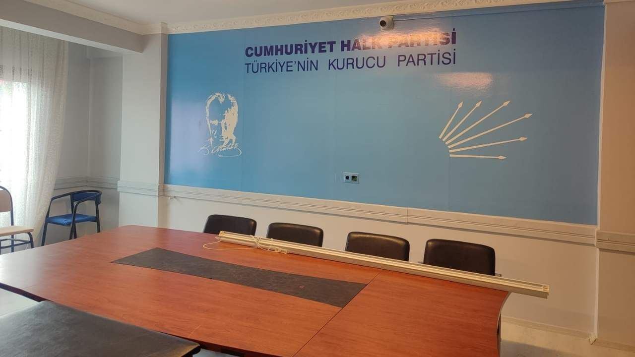 Chp Osmaniye İl Teşkilatı Hizmet Binası Yenilendi (4)