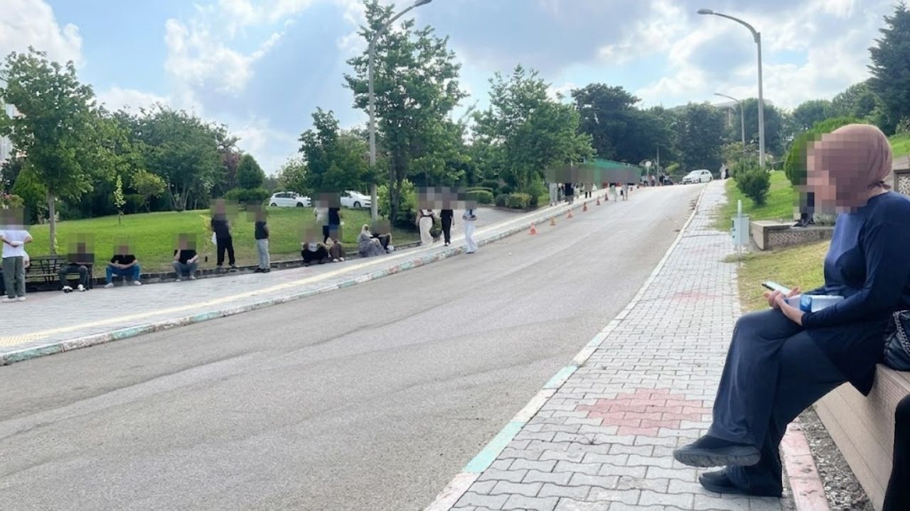 Dgs'de Çifte Maraton Osmaniye'de Adayları Sıcak Ve Stres Vurdu! (2)
